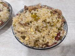 -老头爱马仕酸豇豆炒饭(丰富路店)