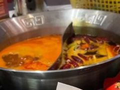 -大芊金重庆串串火锅(南京路店)