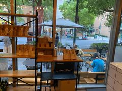-81BAKERY(大学路店)