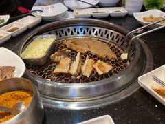 -木槿花韩式炭烤·熟成肉工坊(孙文东路店)