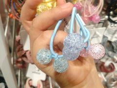 -名创优品(广州萝岗万达广场店)