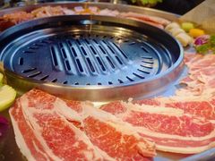 -哈哈碳都·牛肋条无限自助烤肉(台江万达店)