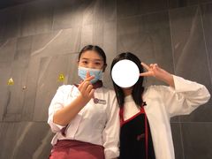 -海底捞火锅(长宁路龙之梦店)