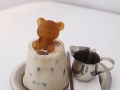 -露露家咖啡店