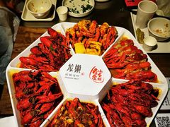 -龙巢盱眙龙虾·牛蛙·烧烤宵夜(八卦岭店)