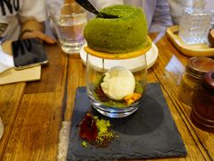 -FLOVIE FLORIST CAFE