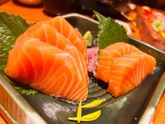 挪威厚切三文鱼腩刺身-摩打食堂(佳兆业店)