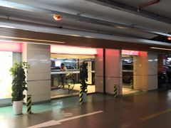 -龙湖天街-停车场