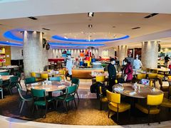 -咖啡苑自助餐厅·中国大饭店