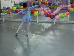 -Isee灰姑娘国际儿童艺术中心(BHGMall店)