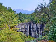 -梭布垭石林景区