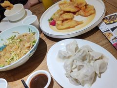 酸菜土猪肉水饺-上关雪東北菜(中房金谊店)