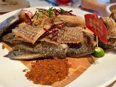 -肥肥虾庄·金牌油焖大虾(汉街SKP店)