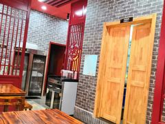 -76人老烩面(龙湖泰山路店)