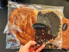 -Salon de The de Joel Robuchon(外滩18号店)