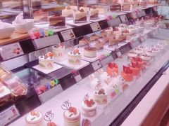 -巴黎贝甜(大宁国际商业广场店)