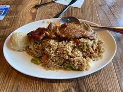 -玛格萝妮(汇智国际商业中心店)