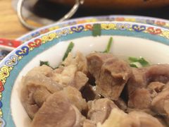 -毛辣果·贵州红酸汤牛肉火锅(西单店)