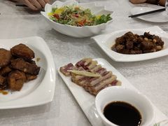-梅龙镇酒家(南京西路总店)
