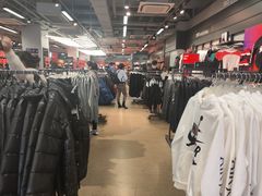 -NIKE上海青浦优选体验店