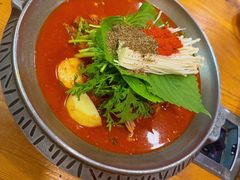 -喇喇排骨火锅·传统韩式脊骨汤(望京西园总店)