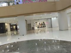 -优衣库(洛阳中州万达广场店)