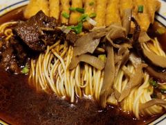 -霸蛮湖南菜·牛肉粉(荣京西街店)