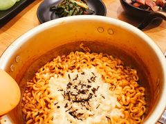 -肉甲韩国木炭烤肉(新壹街1店)