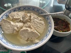 -罗氏豆花饭庄·川菜·土火锅·豆花(卡都花苑店)