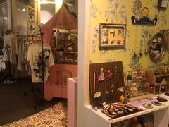 -恋物百货商店(华侨城店)