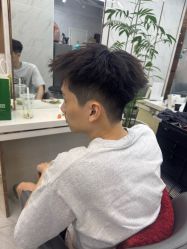 -秦·专注剪发