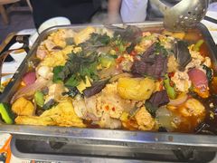 -后街佬·炭火鲜鱼杂(南城店)