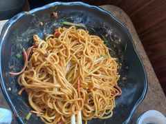 -三人行骨头王火锅(长寿店)