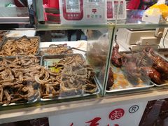 零售区-王浩儿纪六孃甜皮鸭(乐山总店)