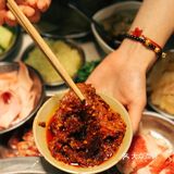 我在人广排队吃电台巷，你呢？