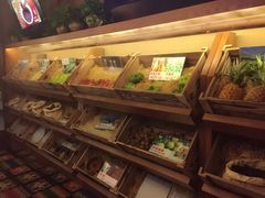-云海肴·汽锅鸡·云南菜(天山百盛优客店)