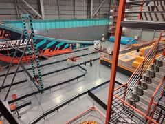 -极限PLAY运动娱乐新世界·团建派对潮玩休闲馆·室内蹦极高空游乐园
