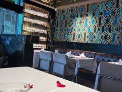 -Mogul Eatery·大亨餐酒馆