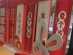 -上海宝信宝马4S店