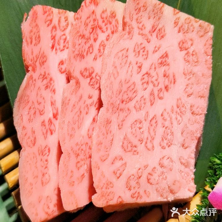 极品M12霜降肋眼肉,吃在嘴里幸福感爆棚~