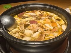 -一朵菌·野生菌探索家火锅(南亚店)