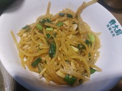 -费大厨辣椒炒肉(万家丽一店)