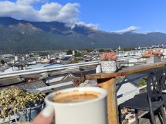 -唐咖精品咖啡(大理古城手冲店)