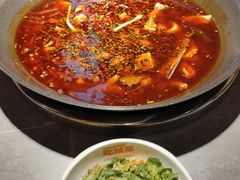 -吃城都·鱼蛙火锅(西玉龙街店)