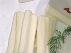 -红鼎豆捞·非遗鲍皇汤火锅(宝丰路店)