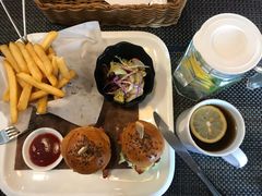 迷你起司汉堡套餐-遇见西木美式餐厅(体育路店)