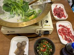 -天成·潮州牛肉脆肉鱼生蚝自助火锅