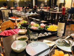 -捞王锅物料理(上海世茂广场店)