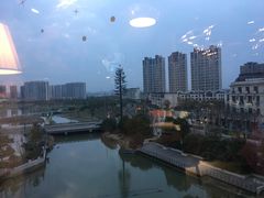 -荣耀.西式融合餐厅(留云湖店)