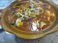 -青海特色美食小炒炕锅牦牛肉火锅